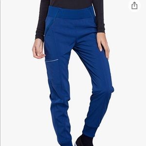 CHEROKEE infinity jogger scrubs sz M petite